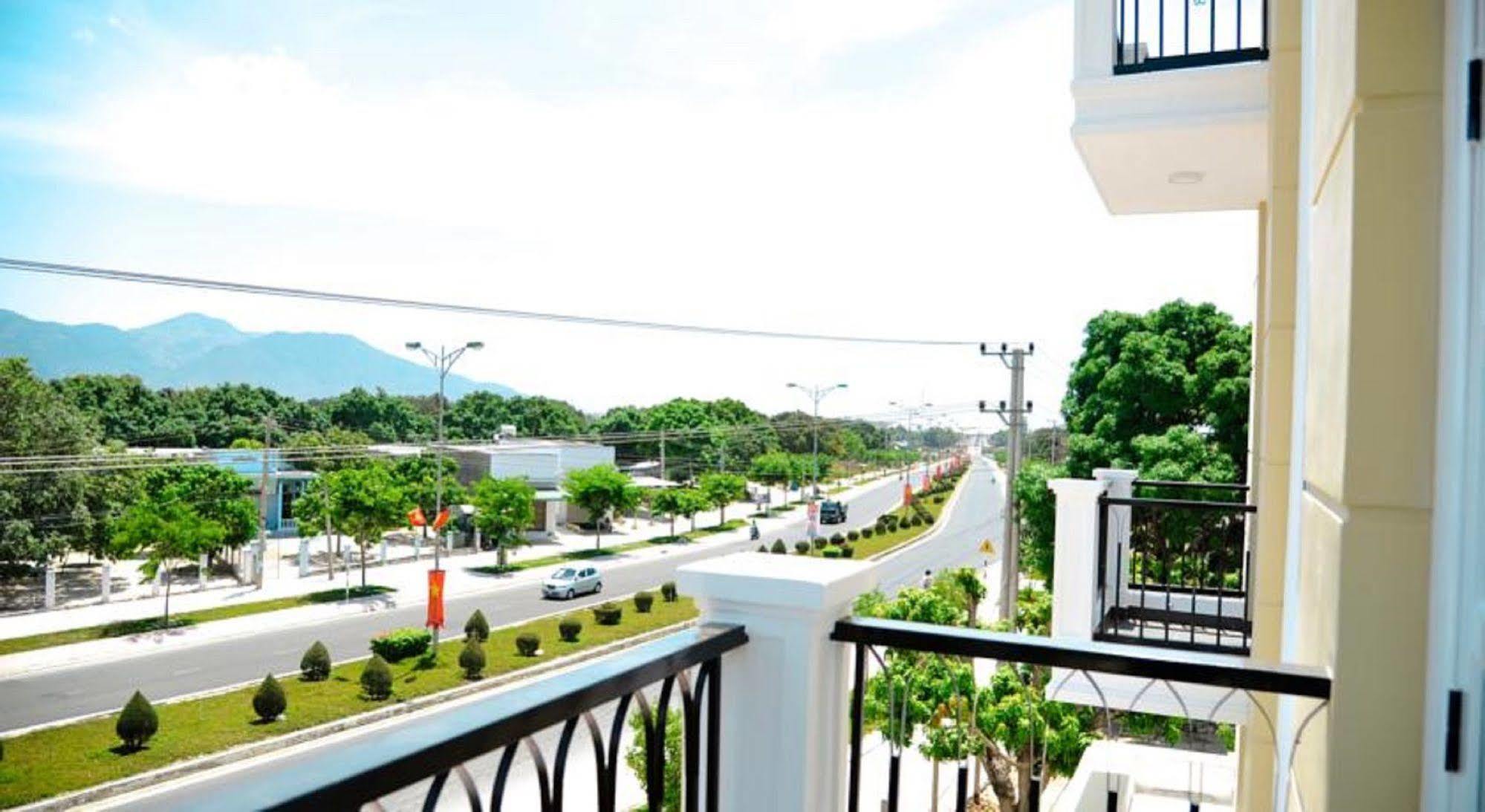 Allure Hotel Thuy Trieu Exterior photo